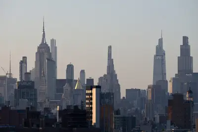 At least 2 people shot at Manhattan office building housing financial firms and NFL, AP source says