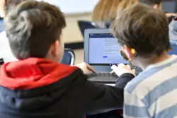 Child safety advocate offers advice to protect children online during the summer