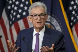 What Did the Fed’s Chairman Know — and When?