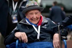 Jake Larson, World War II veteran turned TikTok star, dead at 102